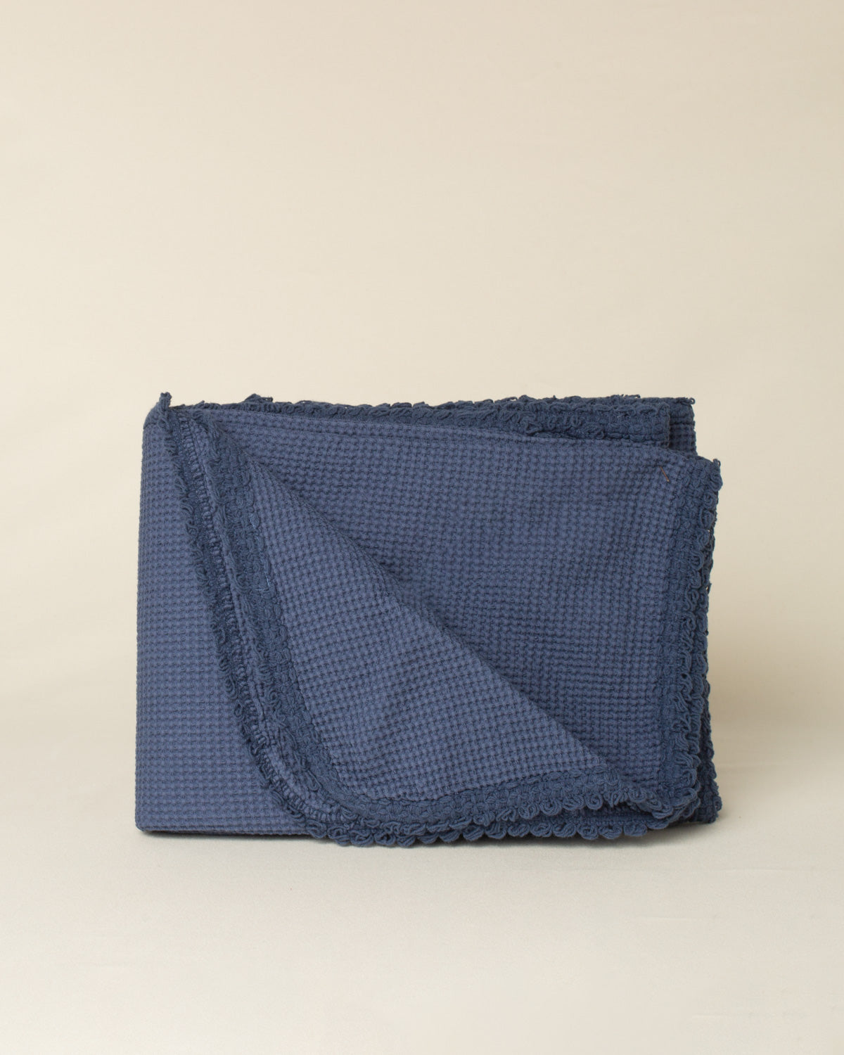 Peseira Favo Mini na cor Azul Marinho - 100 x 150 cm