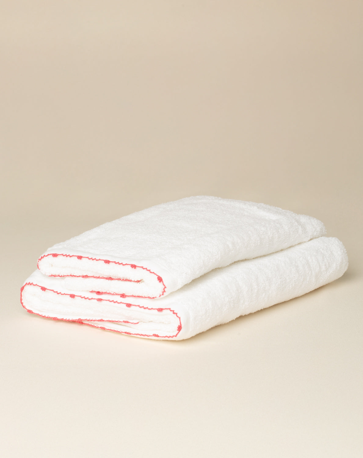 Toalha de Rosto Elba com Bordado na cor Rosa