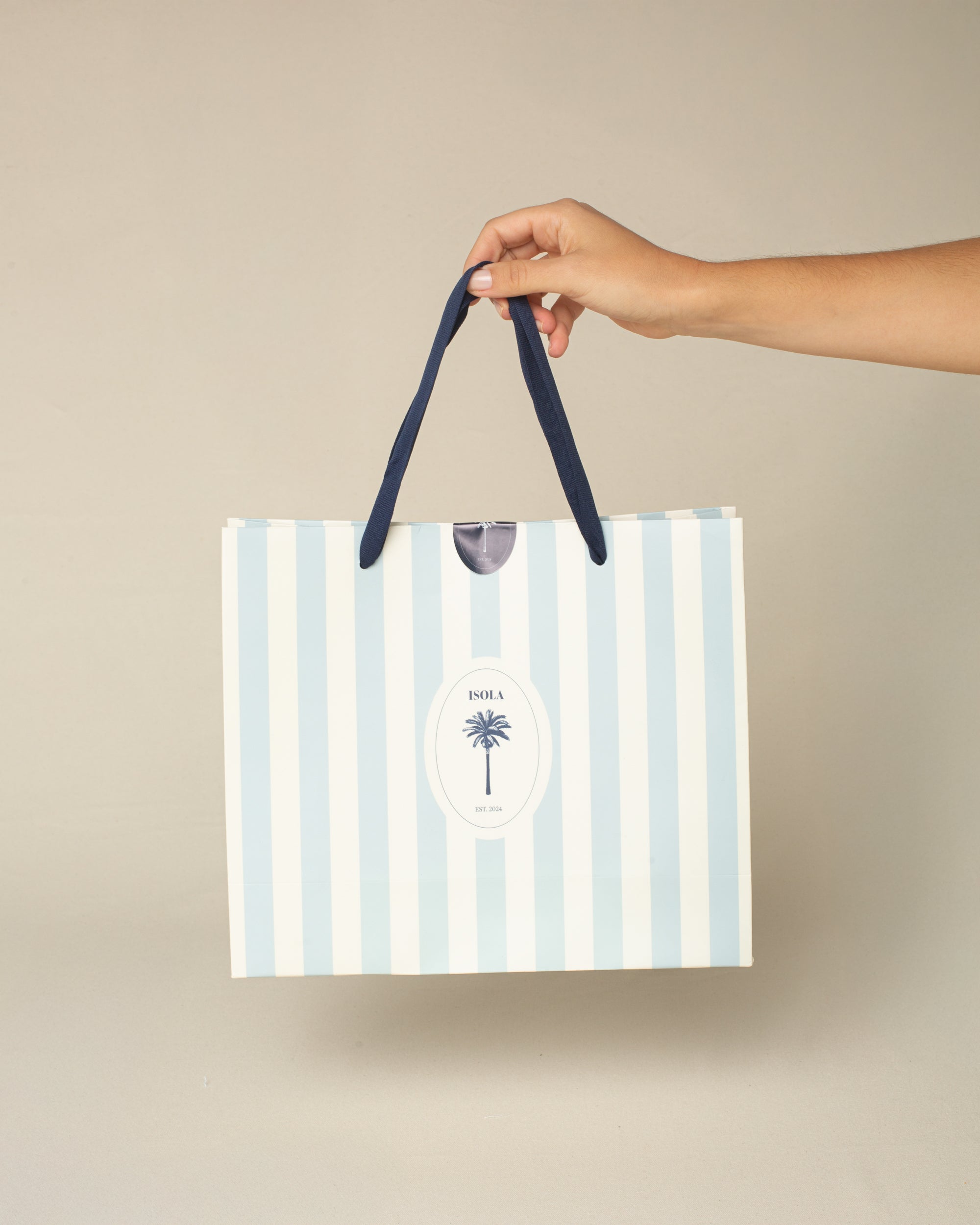 KIT - 2 Toalhas de Lavabo Puglia com bordado na cor Azul Marinho