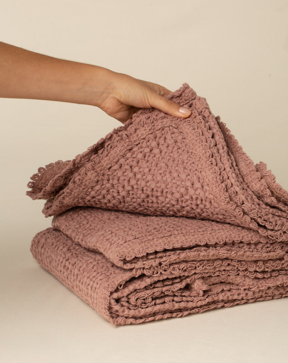 Peseira Favo na cor Rosa Antigo - 100 x 150 cm