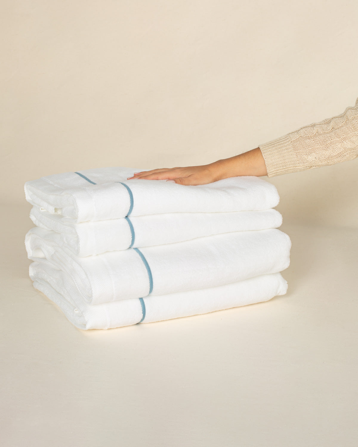KIT CAMA E BANHO - Puglia com Bordado Azul Mar - Queen