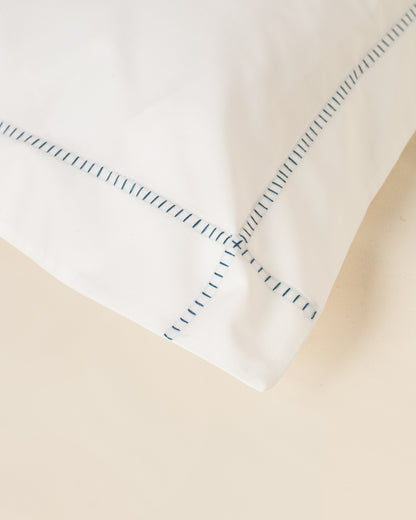 Jogo de Lençol Sorrento 400 fios com Bordado na cor Azul Petróleo - Queen