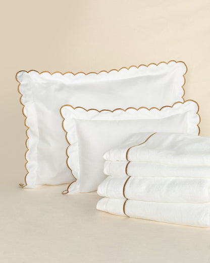 Toalha de Banho Puglia com Bordado na cor Duna - Oversized