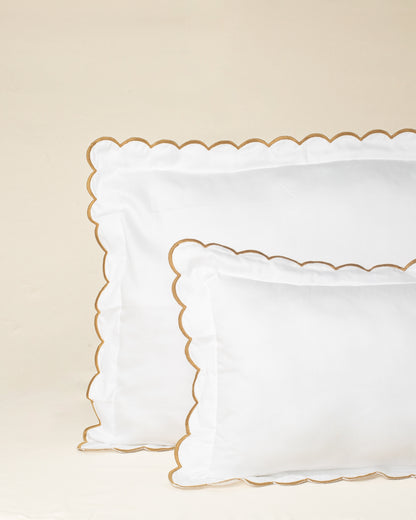 Fronha Salina 300 fios com Bordado na cor Duna