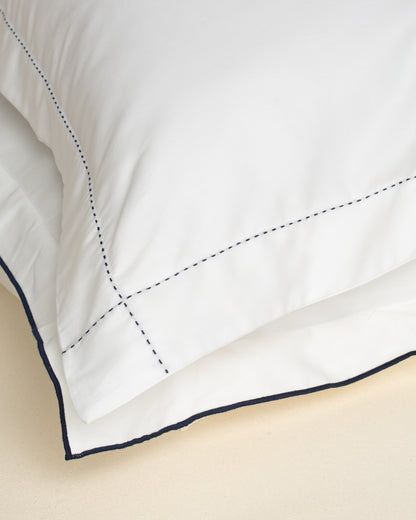 Jogo de Lençol Lipari com Bordado na cor Azul Marinho - Casal