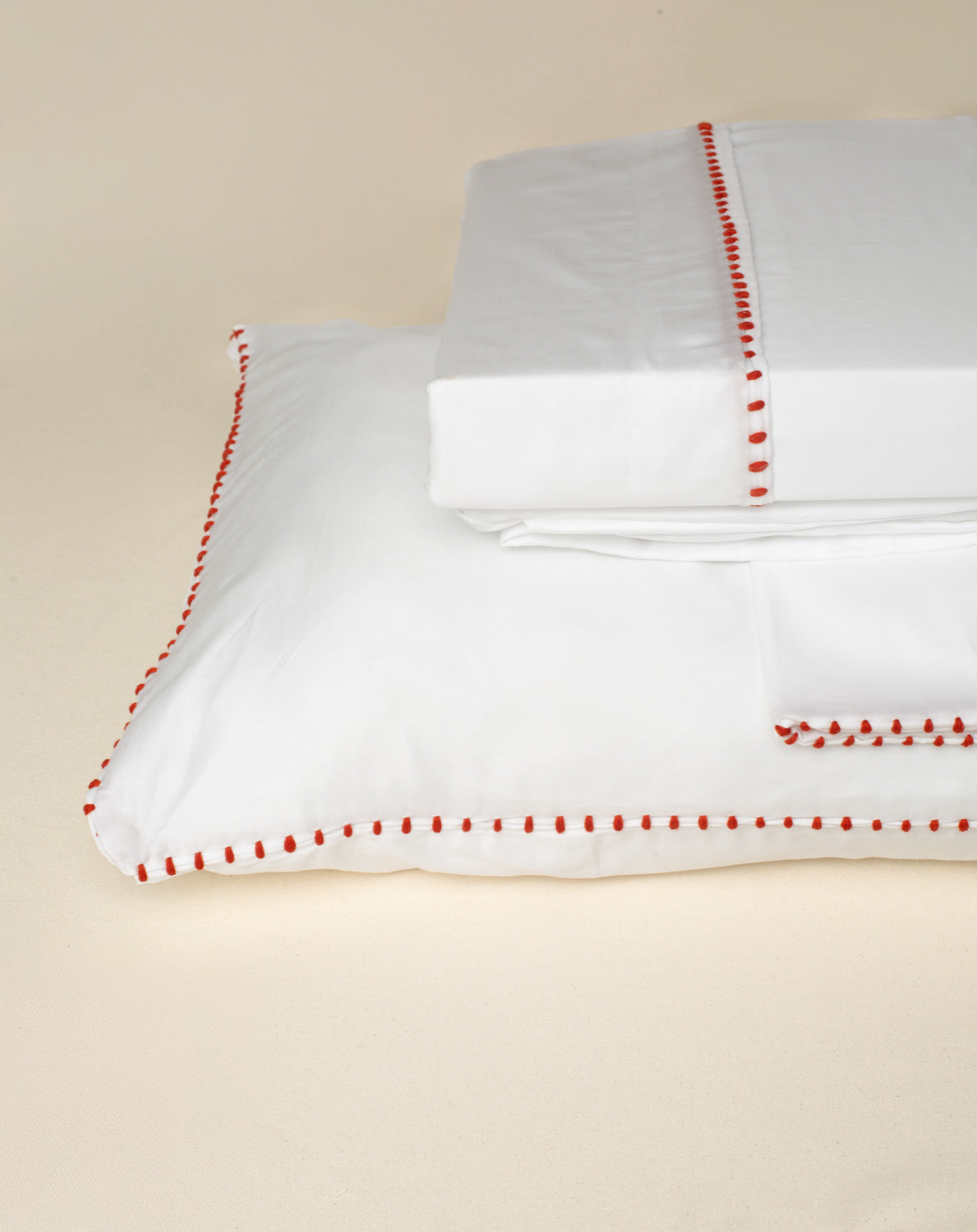 Jogo de Lençol Positano 300 fios com Bordado na cor Tijolo - King