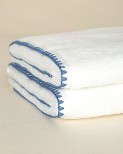 Toalha de Rosto Sardenha com Bordado na cor Azul Jeans