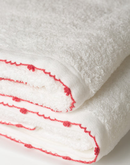 Toalha de Banho Elba com Bordado na cor Rosa - Oversized