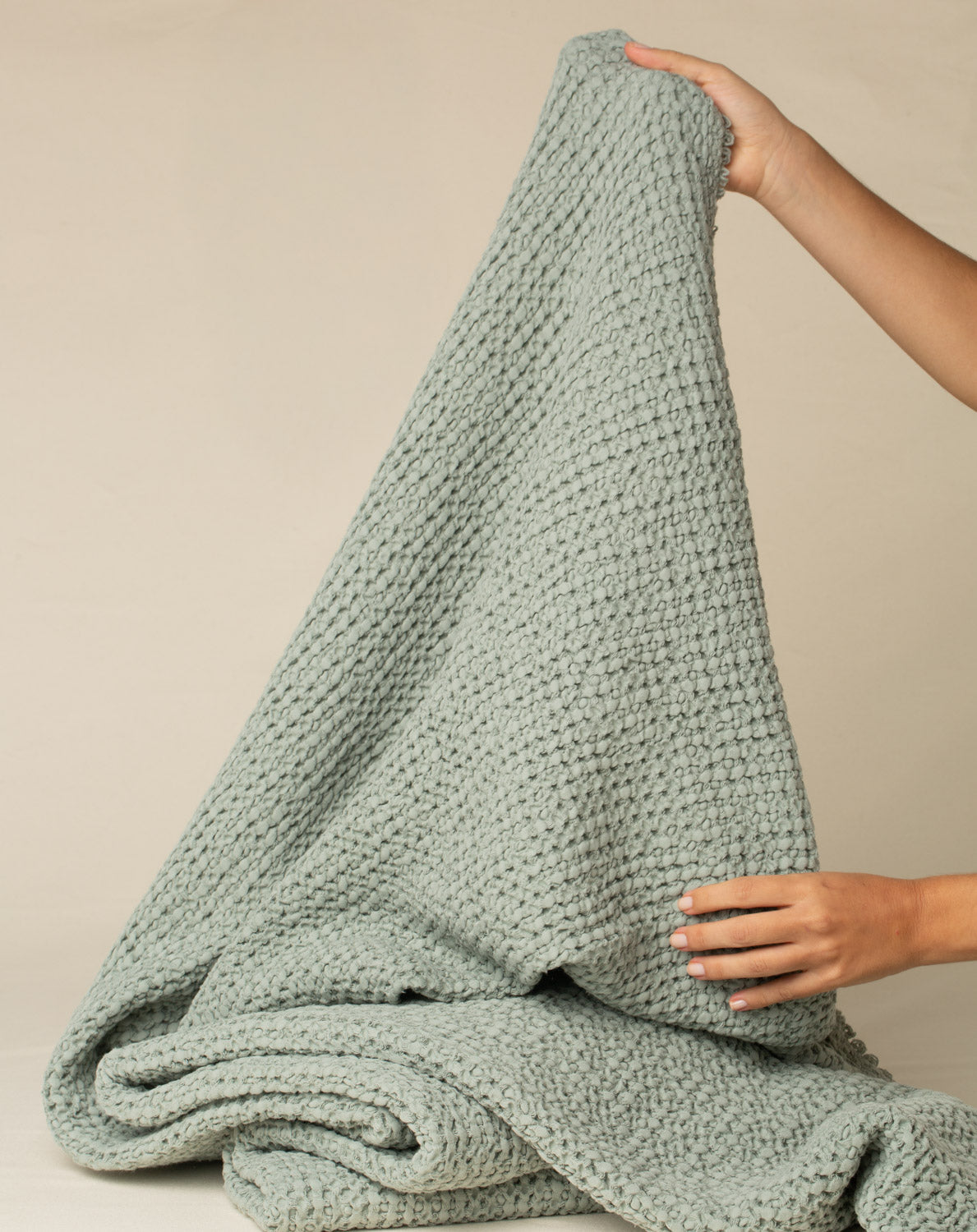 Peseira Favo na cor Verde Celadon - 100 x 150 cm