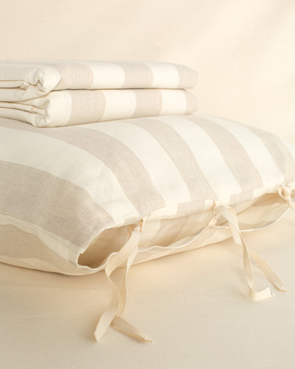 Capa de Edredom Linho em Riscas Bege - Queen