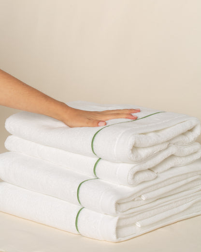 Toalha de Banho Portuguesa Puglia com Bordado Verde Campo - Oversized