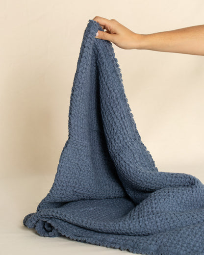 Peseira Favo na cor Stonewashed Blue - 100 x 150 cm